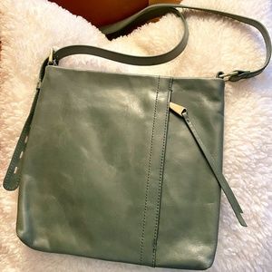 Hobo Drifter Leather Crossbody - Bottle Green